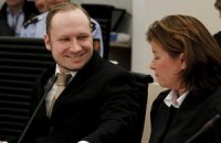 Защита просит признать Брейвика вменяемым