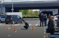 В Киеве неизвестный открыл стрельбу на парковке