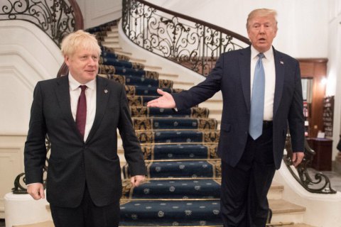 Джонсон и Трамп договорились заключить торговое соглашение к июлю 2020 года