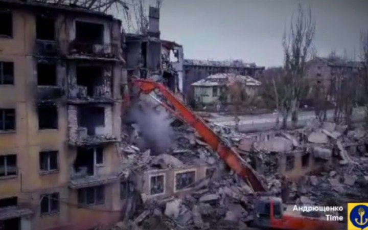 У Маріуполі загарбники планують знести мікрорайон