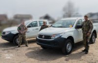 Січеславська бригада отримала від фонду "Повернись живим" 15 нових позашляховиків