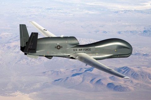 Тяжелый беспилотник ВВС США провел разведку у линии разграничения на Донбассе