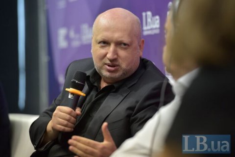 Турчинов: "Ми звільняли Маріуполь під оплески місцевих жителів. Я впевнений, що так само буде з Донецьком і Луганськом"