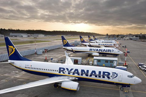 Ryanair после банкротства Ernest Airlines разрешили летать из Италии в Украину