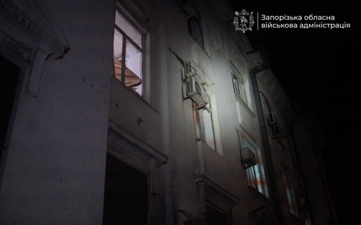 Росіяни атакували лікарню в Запоріжжі (доповнено)