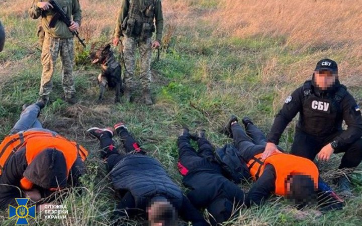 ​СБУ ліквідувала ще чотири "схеми ухилянтів". Одна з них – одруження на особах з інвалідністю