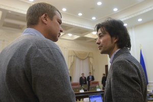 Мінкульт не скасовуватиме святкування 8 Березня чи 9 Травня