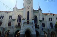 В Мукачево остановят общественный транспорт и на выходные перекроют центр из-за карантина