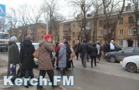 Жителі Керчі перекрили дорогу через відсутність світла