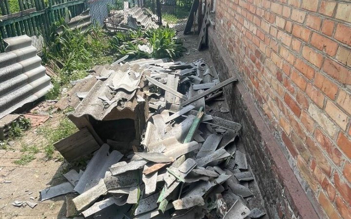 Росіяни поцілили по приватних будинках Нікополя