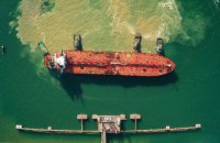 В Украину пришел первый танкер с азербайджанской нефтью для Беларуси