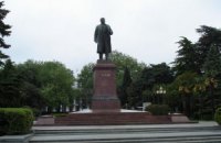 Памятники Ленину предложили свезти на площадь Ленина в поселок Ленино