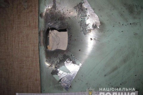 В Мариуполе мужчина установил гранату вместо сломанного замка в квартире