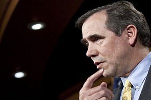 Сенат США потребовал скорейшего вывода войск из Афганистана