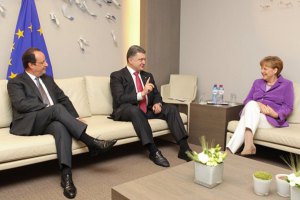 Порошенко, Путин, Меркель и Олланд договорились о новом раунде мирных переговоров (Обновлено)