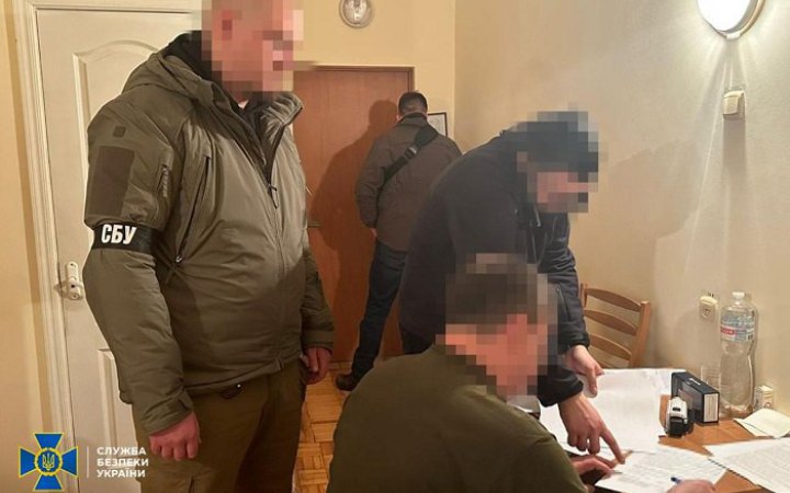 Брав хабарі від ухилянтів: СБУ викрила керівника Центральної військово-лікарської комісії