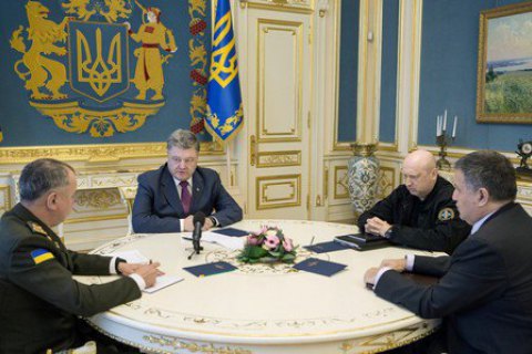 Порошенко доручив Генпрокуратурі розслідувати підпал "Інтера"