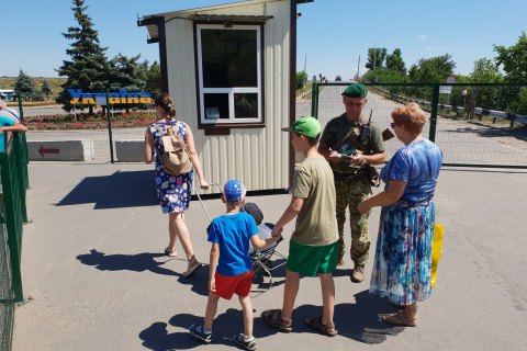 На Донбассе изменится порядок пересечения линии разграничения с 29 октября