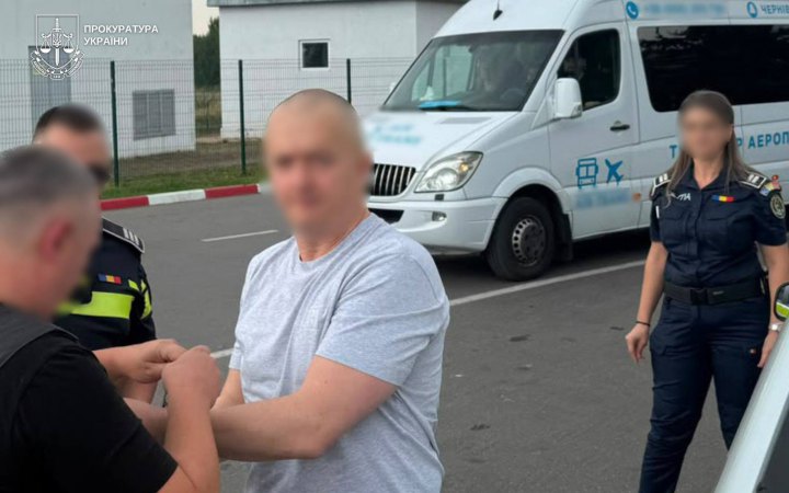 В Україну екстрадували ексмера Рахова, який майже три роки перебував у міжнародному розшуку 