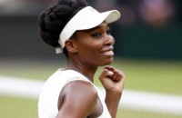 37-летняя Винус Уильямс вышла в полуфинал Уимблдона, обыграв чемпионку Ролан Гаррос