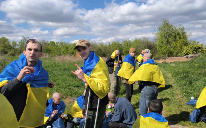 Україна повернула з полону 45 захисників Азовсталі