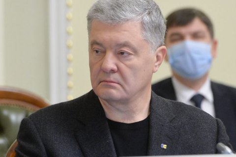 Порошенко призвал Запад ввести персональные санкции против Путина и его окружения