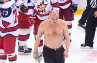 В России подрались тренеры хоккейных команд