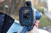 Два из трех водителей превышают скорость на Столичном шоссе в Киеве 