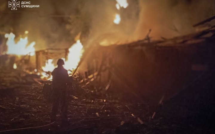 На Сумщині через російські обстріли поранено людину, пошкоджено поштове відділення та житлові будинки