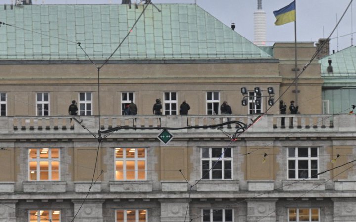 У Празькому університеті зловмисник відкрив вогонь, відомо про 15 загиблих (оновлення)