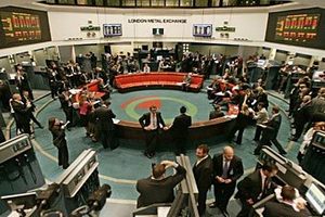 Американцы подали заявки на покупку Лондонской биржи металлов
