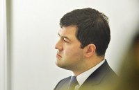 Защита Насирова считает унизительным ношение электронного браслета
