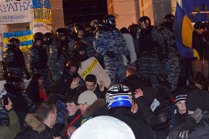 Избитый «Беркутом» сирота вышел из комы
