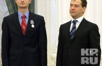 Cпецкореспондент "Комсомольской правды" повідомляє, що СБУ заборонила йому в'їзд в Україну