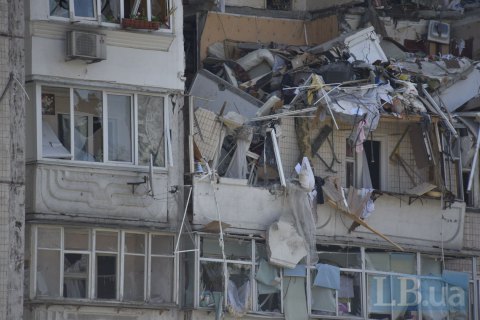 Полиция проводит обыски в коммунальных службах, которые обслуживали дом на Позняках