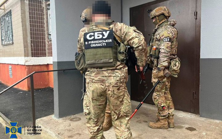 СБУ викрила ворожих агенток, які "зливали" росіянам позиції Сил оборони під Бахмутом