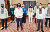 Посли країн G7 одягнулись у вишиванки