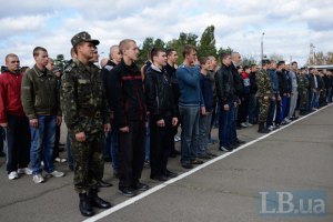 Минобороны в этом году планирует завершить переход на контрактную армию