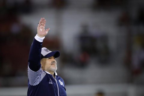 Марадона переніс операцію на мозку