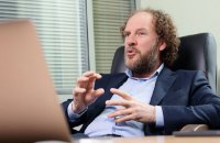 Вр.и.о. главы правления ОГХК Питера Дэвиса уволили из-за подозрительных контрактов