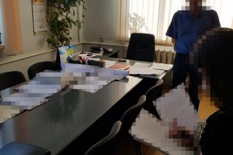 Чиновників Бориспільської міськради підозрюють в організації системи "відкатів"