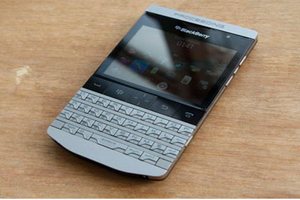 Porsche разработает дизайн смартфона BlackBerry