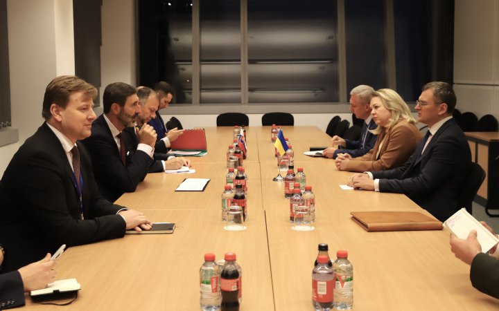 Міністри закордонних справ України та Словаччини провели першу зустріч