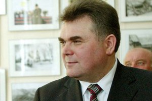Первого замминистра обороны Буцу отстранили на время расследования 