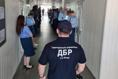 Киевская таможня пропускала импортное дизтопливо под видом антикоррозионного масла