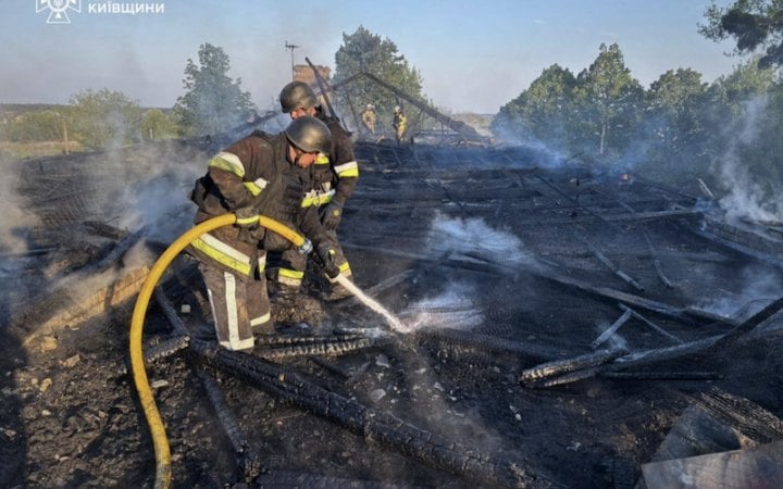 Головне за ніч та ранок вівторка, 12 травня: понад 170 боєзіткнень, атаки на Київ та Київщину, нові підозри у справі про ОЗГ