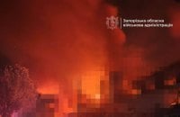 В Запоріжжі внаслідок ворожої атаки пошкоджено торговельний центр (оновлено)