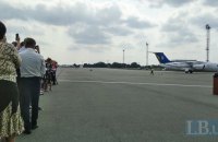 В Украину из России вернулись 11 политзаключенных и захваченные моряки