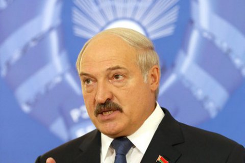 Беларусь намерена закупать 30% нефти через Украину, - Лукашенко