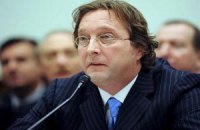 Обаму обвинили в давлении на военных в интересах спонсора партии